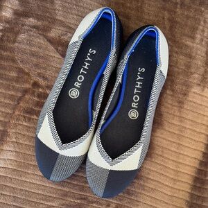 Rothy's Women's Black and Cream Patterned Flats